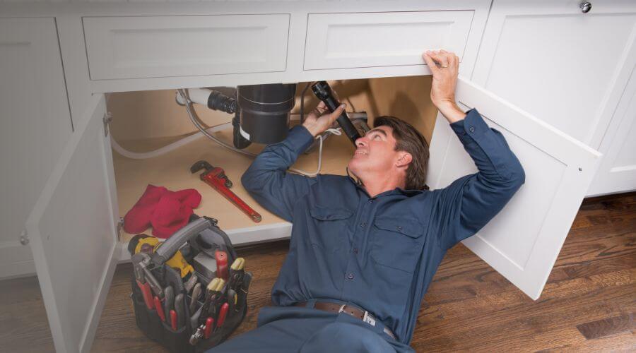 Local annual plumbing maintenance in Hearne, TX